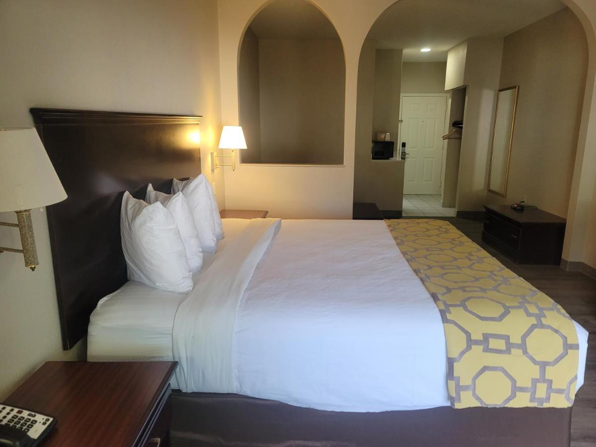 Baymont By Wyndham Houston Brookhollow Εξωτερικό φωτογραφία