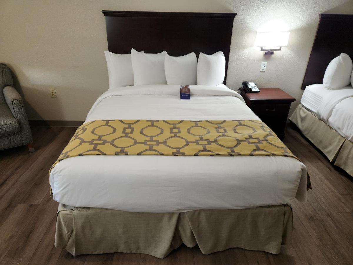 Baymont By Wyndham Houston Brookhollow Εξωτερικό φωτογραφία