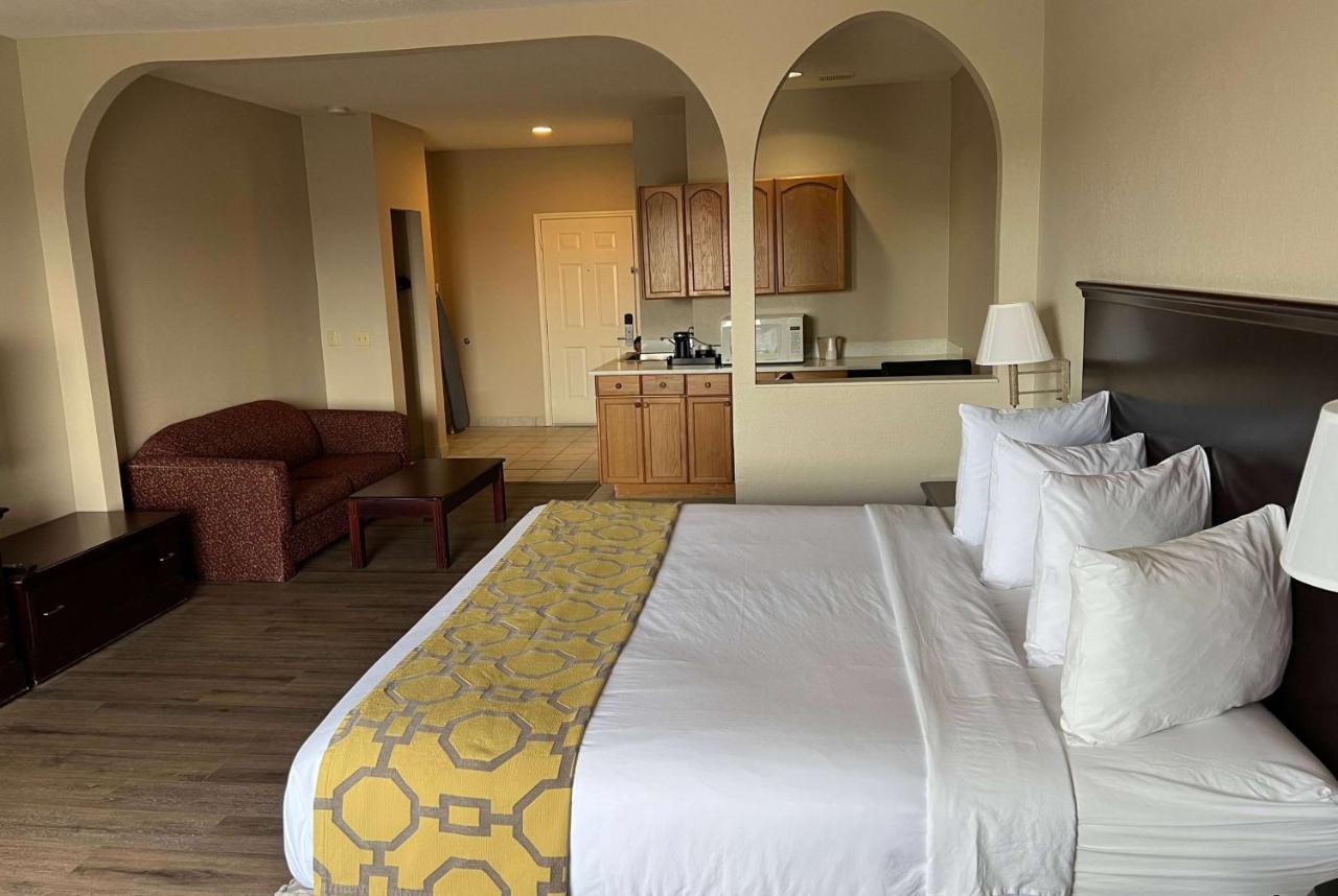 Baymont By Wyndham Houston Brookhollow Εξωτερικό φωτογραφία