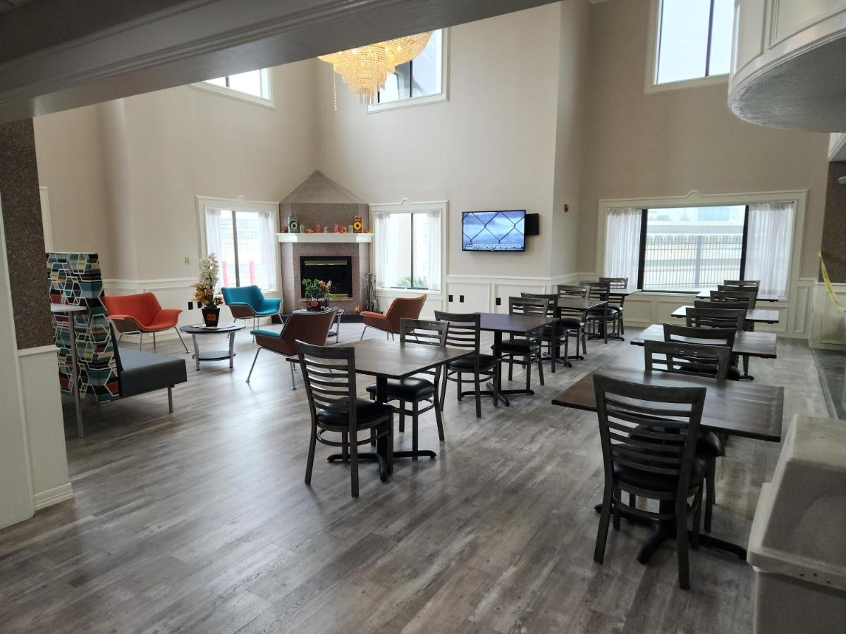 Baymont By Wyndham Houston Brookhollow Εξωτερικό φωτογραφία