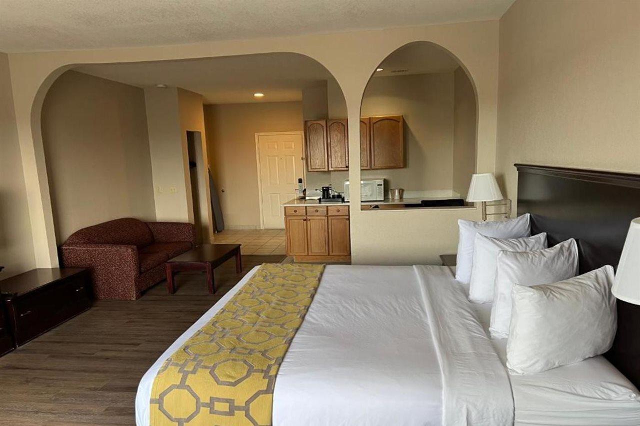 Baymont By Wyndham Houston Brookhollow Εξωτερικό φωτογραφία